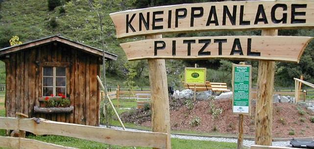 Blick zum Wasserfall St. Leonhard im Pitztal Exterior foto